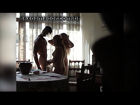 ❤️ געשלעכט פרענדז פאַרבעטן אַ ריז מענטש און אַ דרייסאַם מיט אים פּאָרן ווידעא ביי yi.hotpornphotos.ru